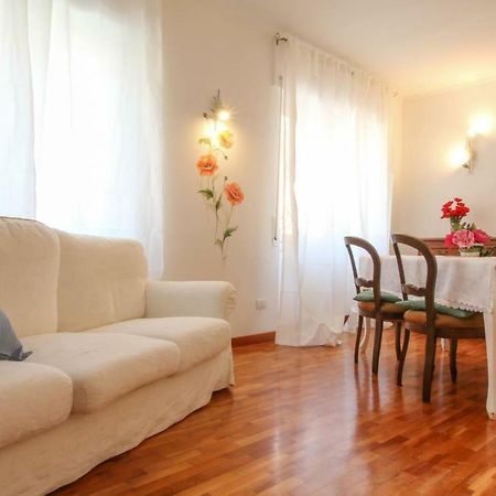 Papaveri Rossi Apartment Бордихера Екстериор снимка